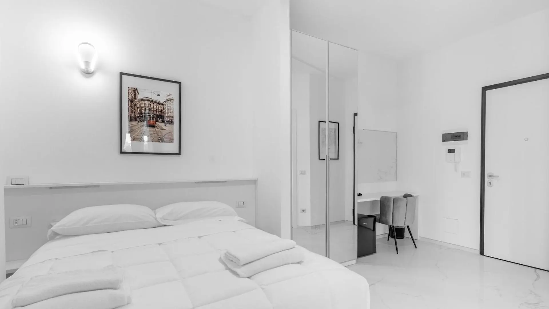Отель Ponale Suites Foresteria Lombarda Милан