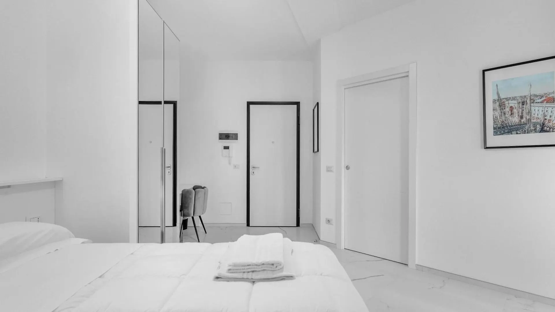 Ponale Suites Foresteria Lombarda Милан 0*,  Италия