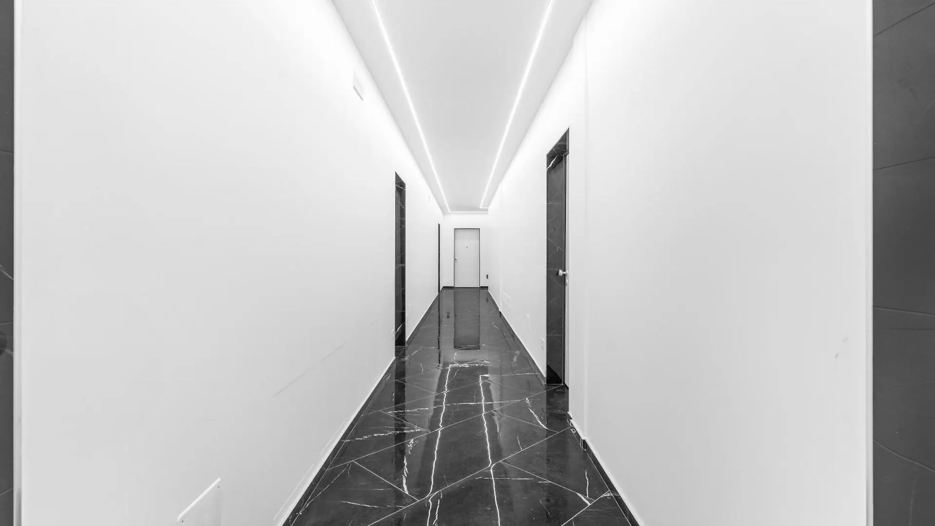 Отель Ponale Suites Foresteria Lombarda Милан