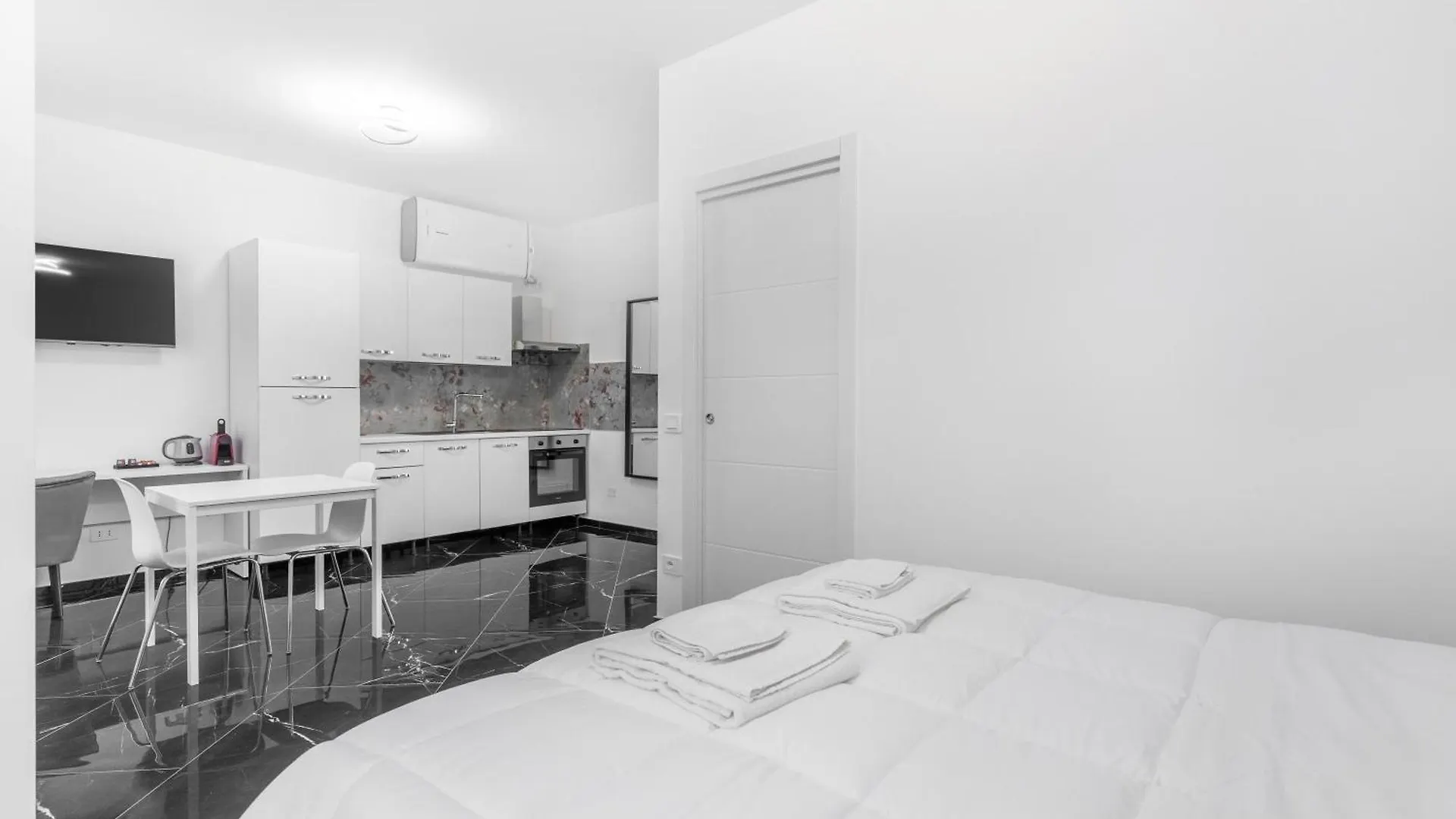 Ponale Suites Foresteria Lombarda ميلان 0*,